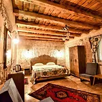 Cappadocia Caves Szálloda 3*