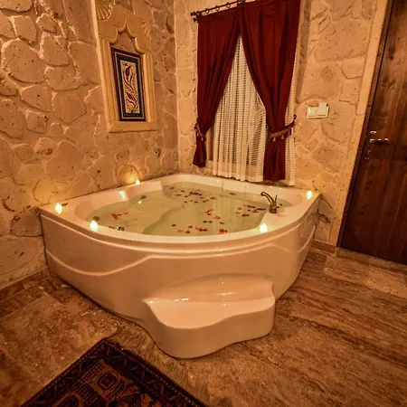 Cappadocia Caves فندق 3*
