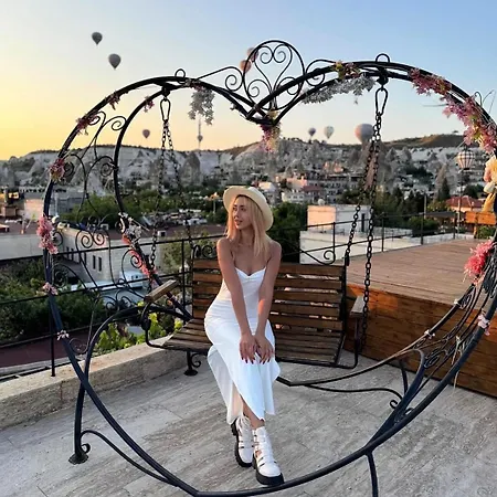 Cappadocia Caves Szálloda 3*