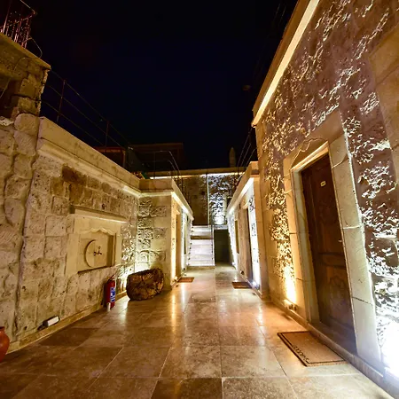Hotel Cappadocia Caves 3*